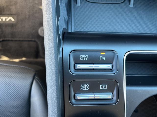 new 2026 Hyundai Sonata Hybrid car, priced at $39,900