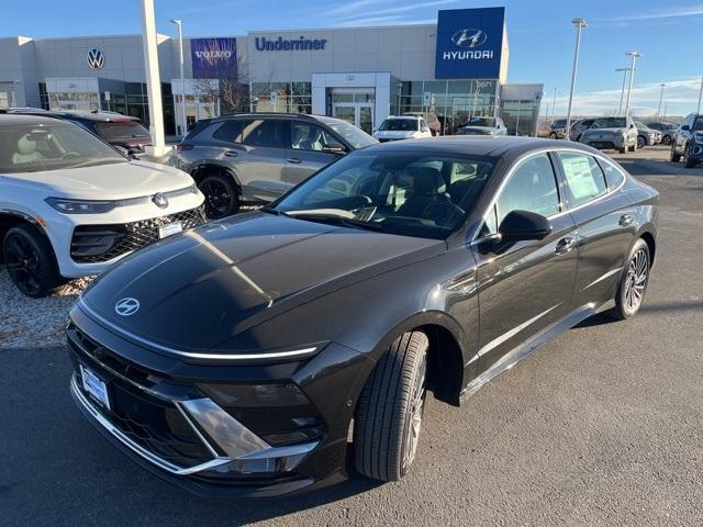 new 2026 Hyundai Sonata Hybrid car, priced at $39,900