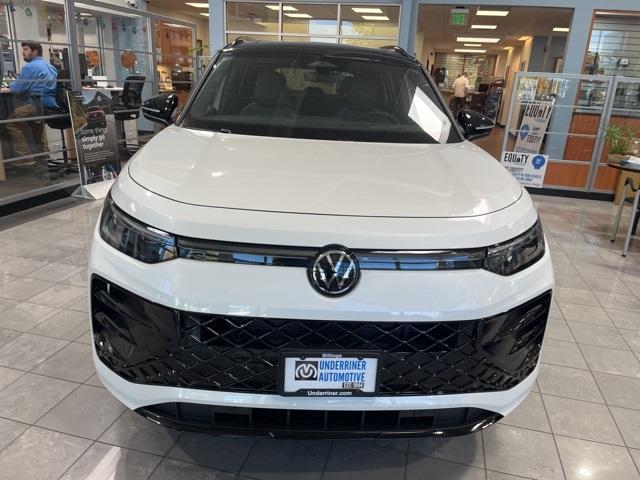 new 2025 Volkswagen Tiguan car, priced at $40,562