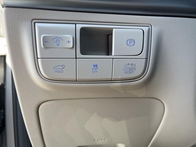 new 2026 Hyundai TUCSON Hybrid car, priced at $44,480