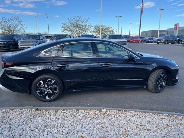 new 2025 Hyundai Sonata car, priced at $31,355
