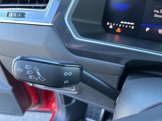 new 2024 Volkswagen Tiguan car, priced at $34,000