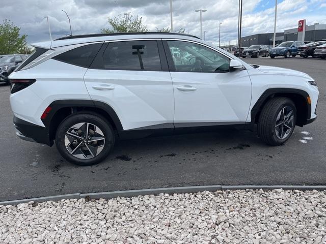 new 2025 Hyundai TUCSON Hybrid car, priced at $37,500