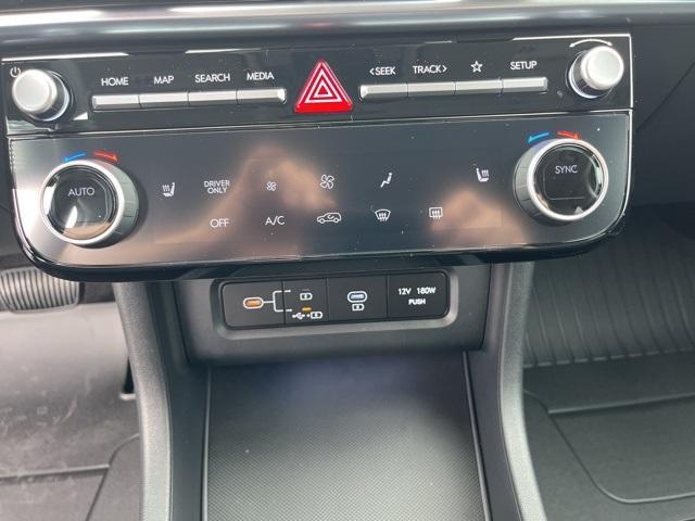 new 2025 Hyundai TUCSON Hybrid car, priced at $37,500