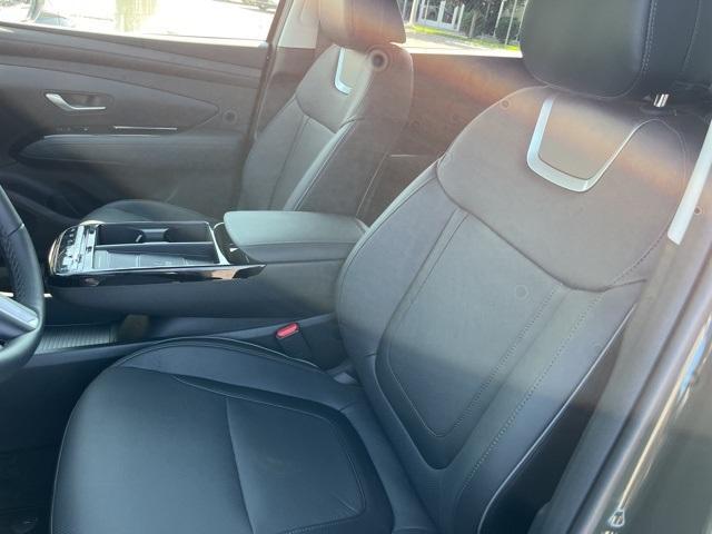 new 2025 Hyundai Tucson car, priced at $41,000