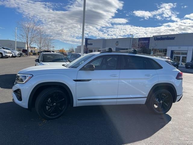 new 2026 Volkswagen Atlas Cross Sport car, priced at $53,802
