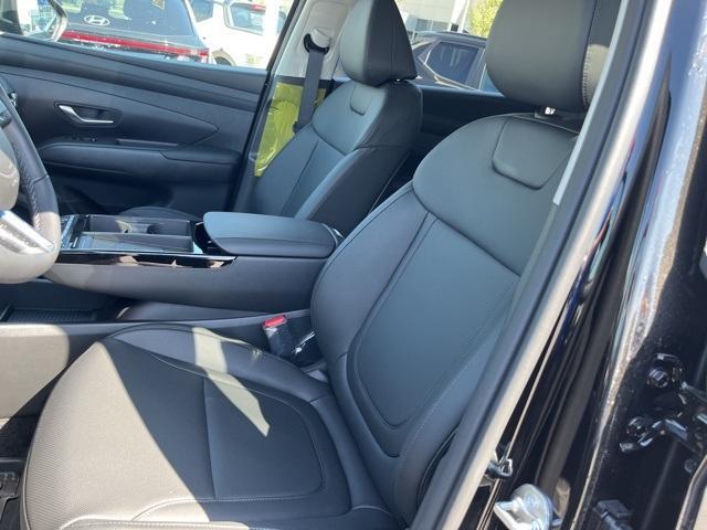 new 2025 Hyundai TUCSON Hybrid car, priced at $36,500