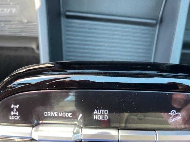 new 2025 Hyundai TUCSON Hybrid car, priced at $36,500