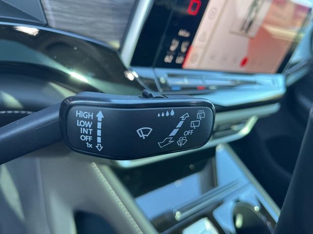 new 2025 Volkswagen Atlas car, priced at $47,500