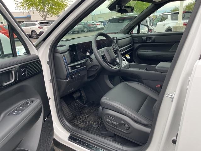 new 2025 Hyundai SANTA FE HEV car, priced at $51,000