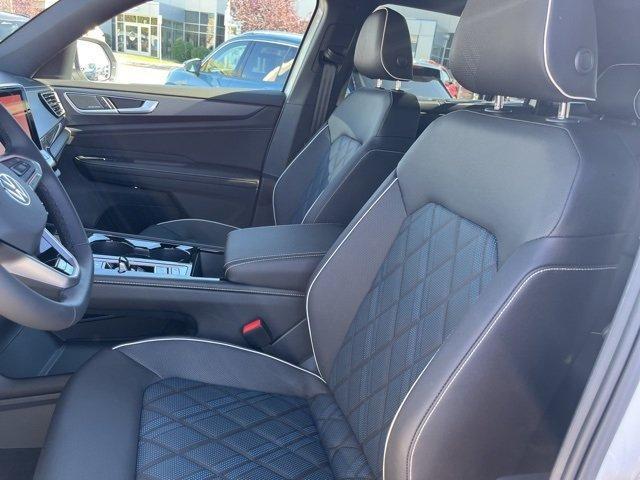 new 2026 Volkswagen Atlas Cross Sport car, priced at $56,751