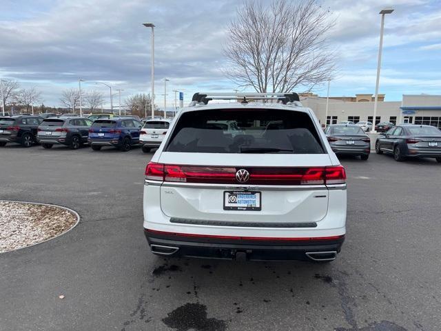 new 2024 Volkswagen Atlas car, priced at $45,000