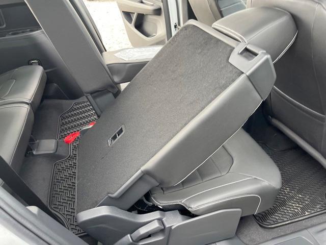 new 2024 Volkswagen Atlas car, priced at $45,000