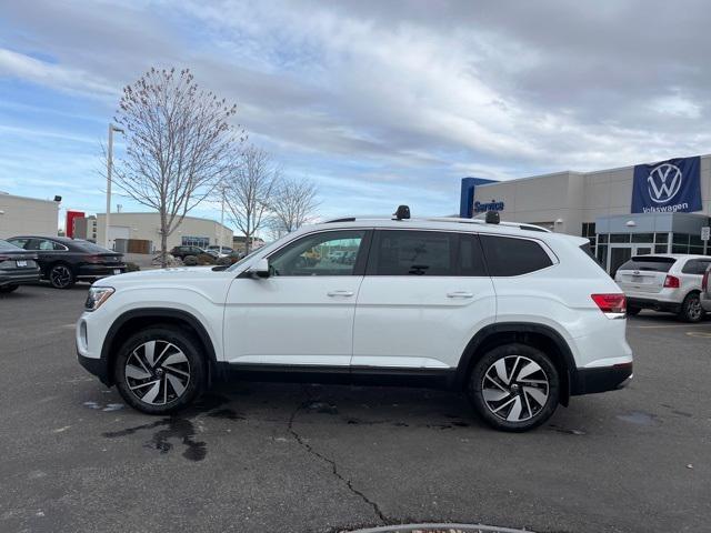 new 2024 Volkswagen Atlas car, priced at $45,000
