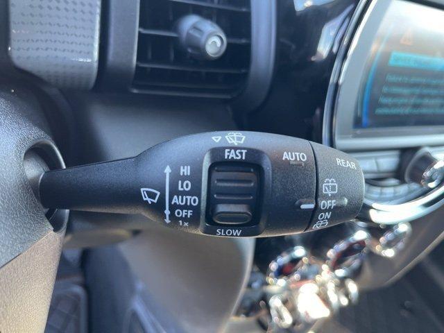 used 2021 MINI Hardtop car, priced at $20,000