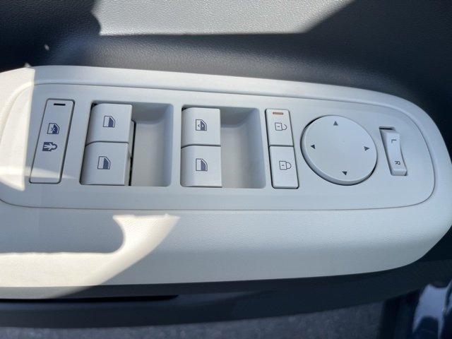 new 2025 Hyundai Santa Fe car, priced at $36,000