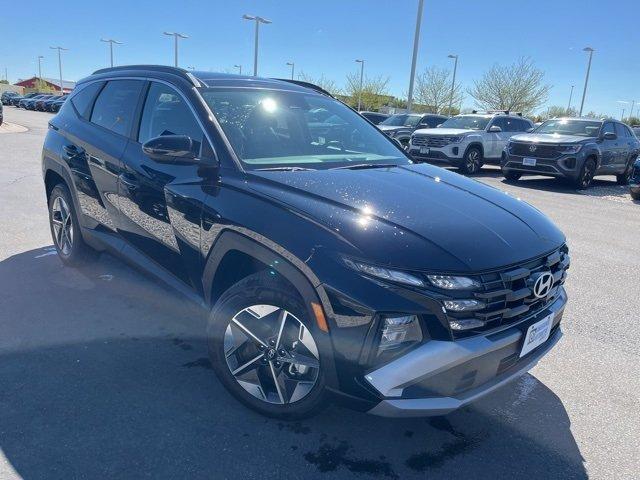 new 2025 Hyundai TUCSON Hybrid car, priced at $37,000
