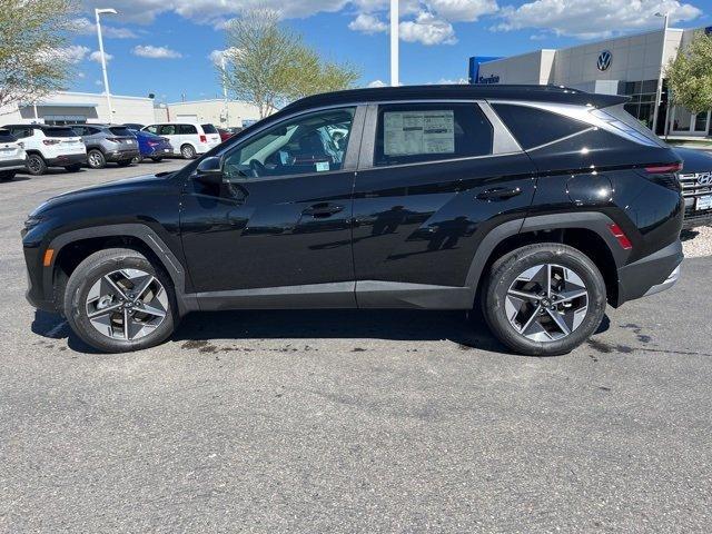 new 2025 Hyundai TUCSON Hybrid car, priced at $37,000