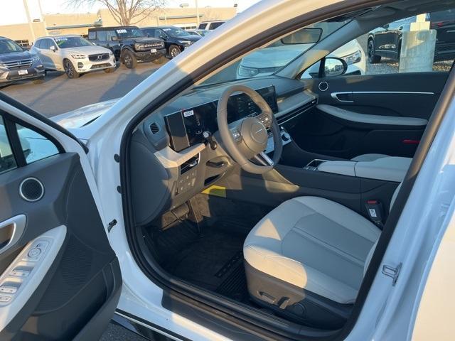 new 2026 Hyundai Sonata Hybrid car, priced at $34,595