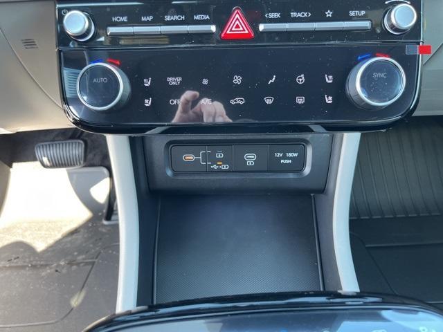 new 2025 Hyundai TUCSON Hybrid car, priced at $42,000