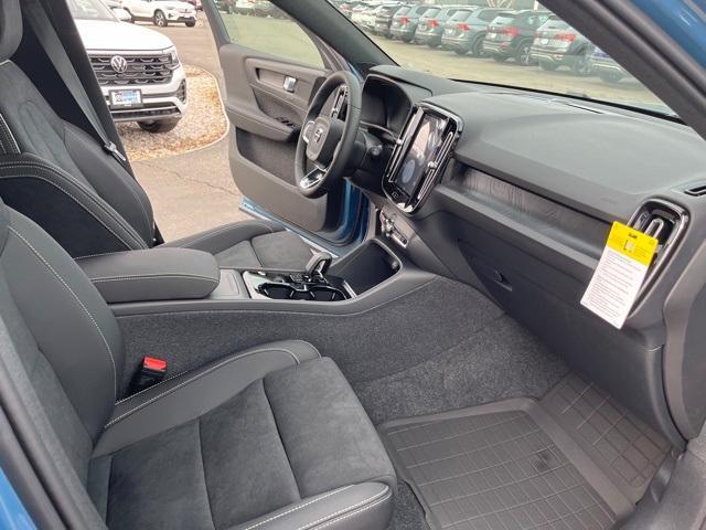 new 2024 Volvo XC40 Recharge Pure Electric car, priced at $42,000