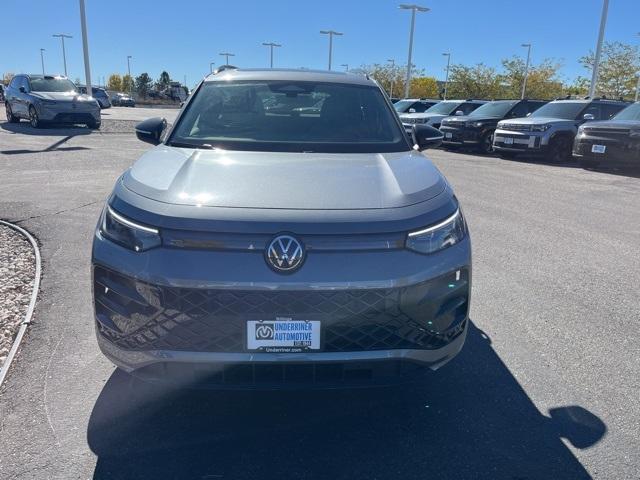 new 2025 Volkswagen Tiguan car, priced at $39,603