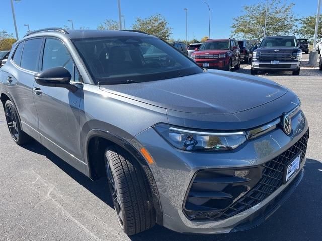 new 2025 Volkswagen Tiguan car, priced at $39,603