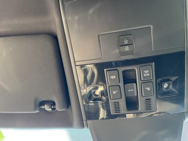 new 2024 Volkswagen Tiguan car, priced at $34,000