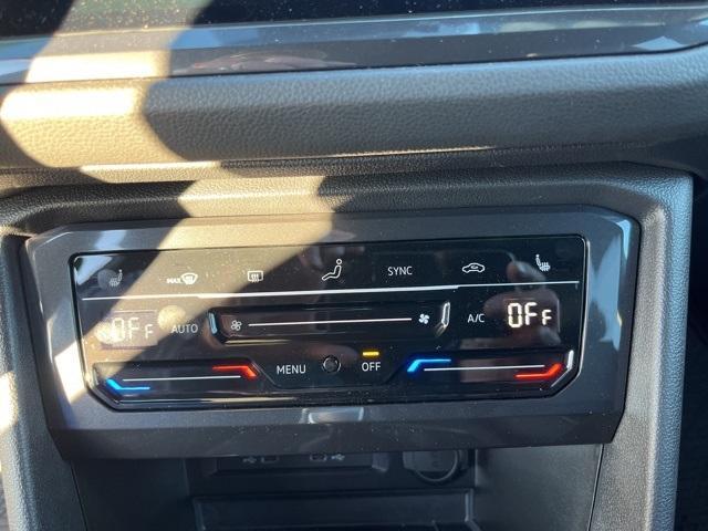 new 2024 Volkswagen Tiguan car, priced at $34,000