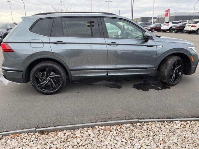 new 2024 Volkswagen Tiguan car, priced at $34,000