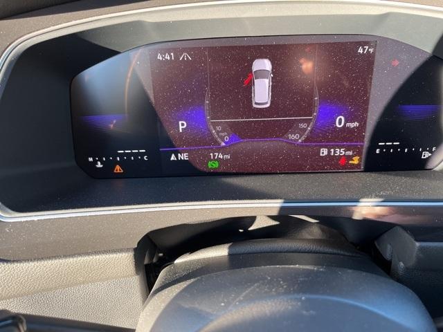 new 2024 Volkswagen Tiguan car, priced at $34,000