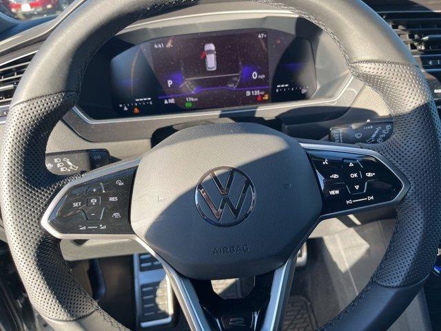 new 2024 Volkswagen Tiguan car, priced at $34,000