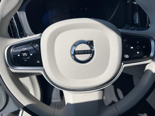 new 2025 Volvo XC60 car, priced at $59,835