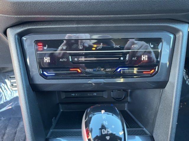 new 2024 Volkswagen Tiguan car, priced at $34,200