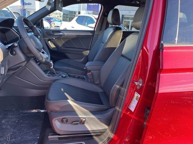 new 2024 Volkswagen Tiguan car, priced at $34,200