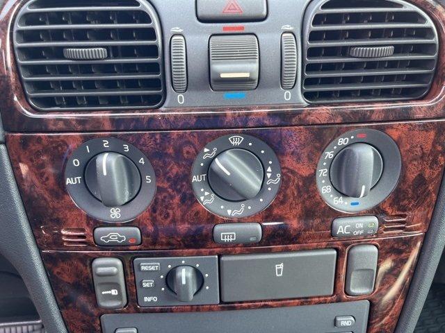 used 2000 Volvo V40 car, priced at $9,688