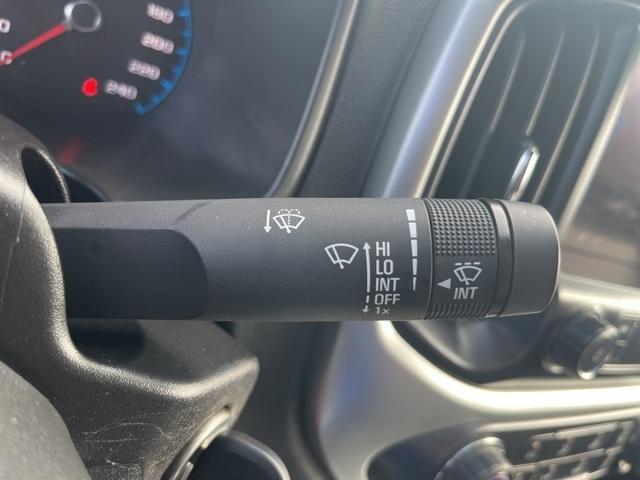 new 2025 Volkswagen Atlas car, priced at $44,000