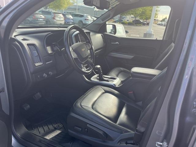 new 2025 Volkswagen Atlas car, priced at $44,000