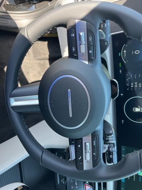 new 2025 Hyundai TUCSON Hybrid car, priced at $37,000