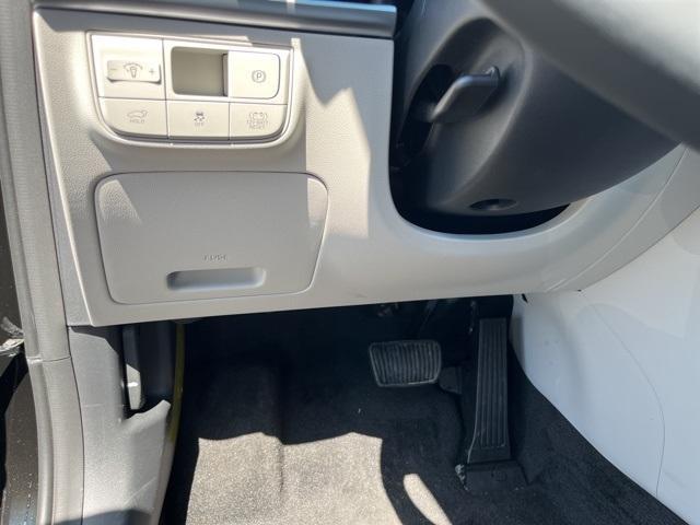 new 2025 Hyundai TUCSON Hybrid car, priced at $37,000