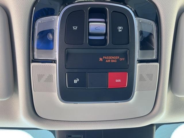 new 2025 Hyundai TUCSON Hybrid car, priced at $37,000