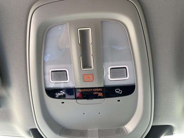 new 2025 Volvo XC90 Plug-In Hybrid car, priced at $75,000