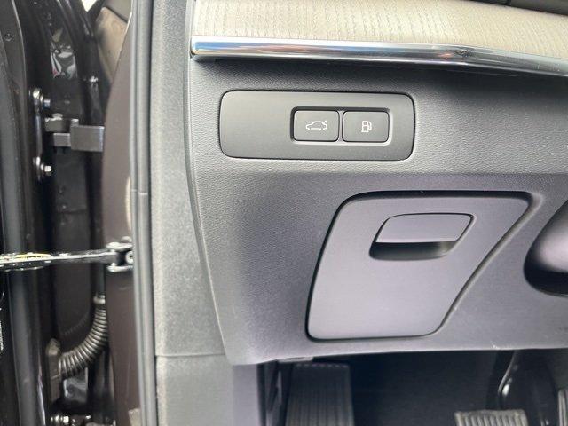 new 2025 Volvo XC90 Plug-In Hybrid car, priced at $75,000