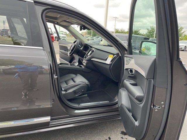 new 2025 Volvo XC90 Plug-In Hybrid car, priced at $75,000