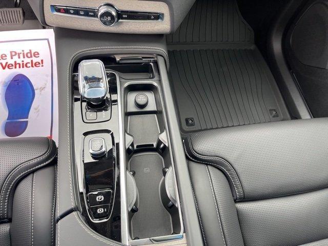 new 2025 Volvo XC90 Plug-In Hybrid car, priced at $75,000