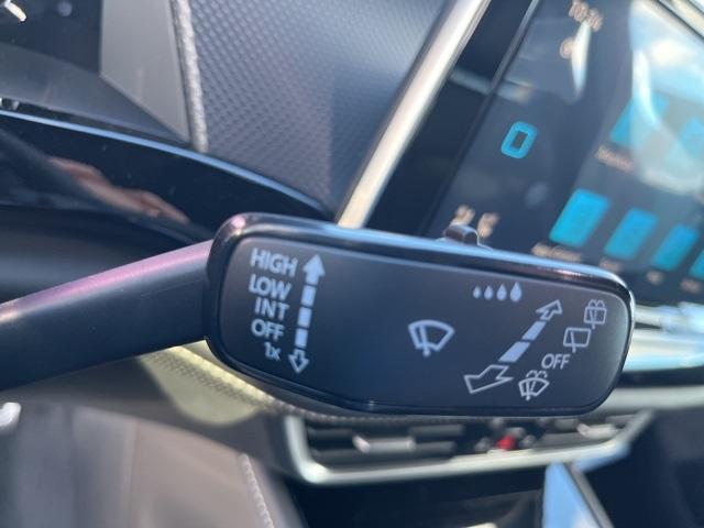 new 2024 Volkswagen Atlas Cross Sport car, priced at $45,500