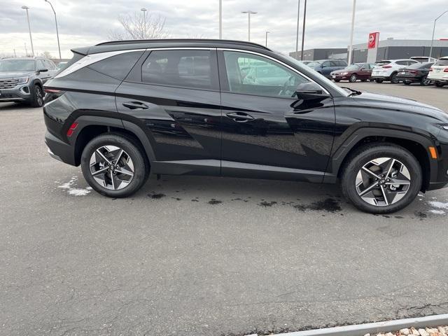 new 2025 Hyundai TUCSON Hybrid car, priced at $36,750