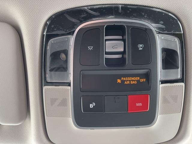 new 2025 Hyundai TUCSON Hybrid car, priced at $36,750