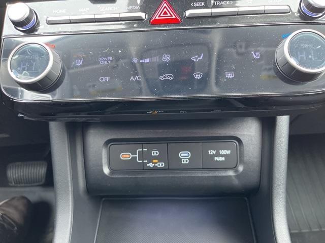 new 2025 Hyundai TUCSON Hybrid car, priced at $36,750