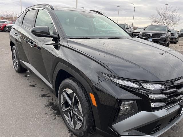 new 2025 Hyundai TUCSON Hybrid car, priced at $36,750